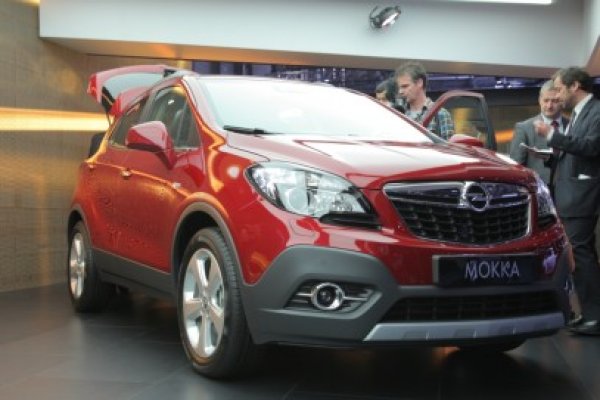 Opel Mokka, un SUV compact ce costă de la 18.999 Euro